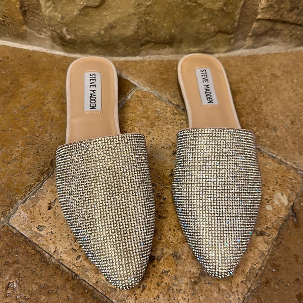 Steve Madden rhinestone flats 6